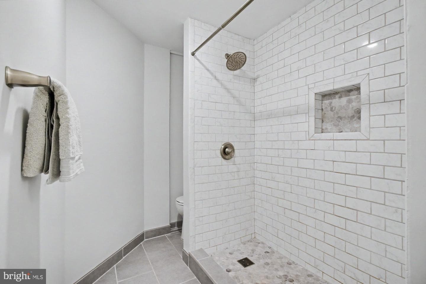 2100 Blue Mount Road photo 53