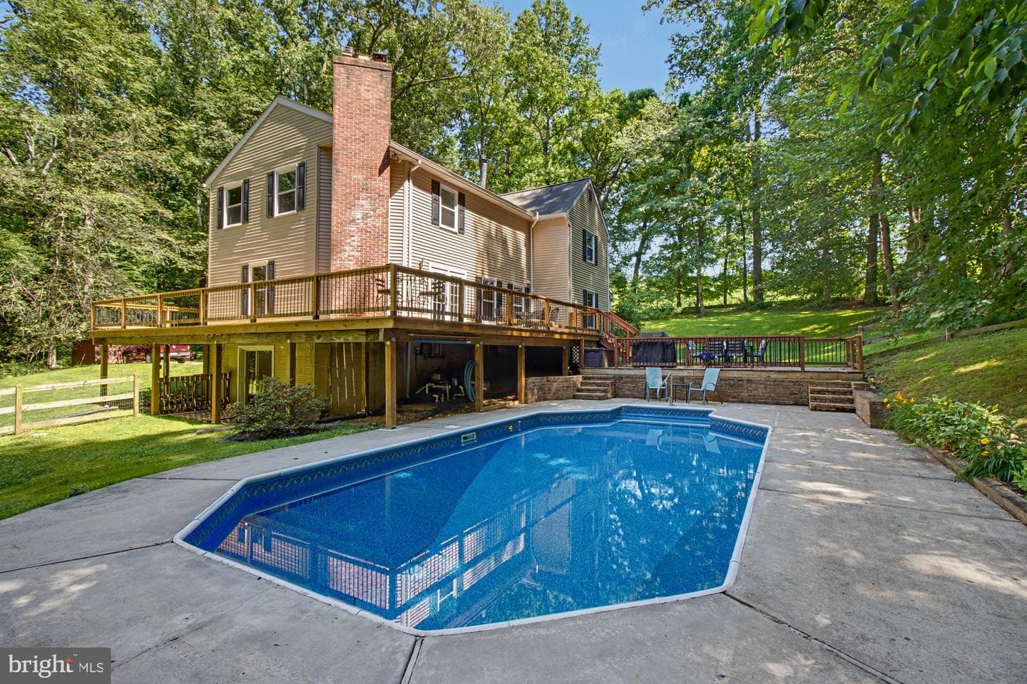 2100 Blue Mount Road photo 63