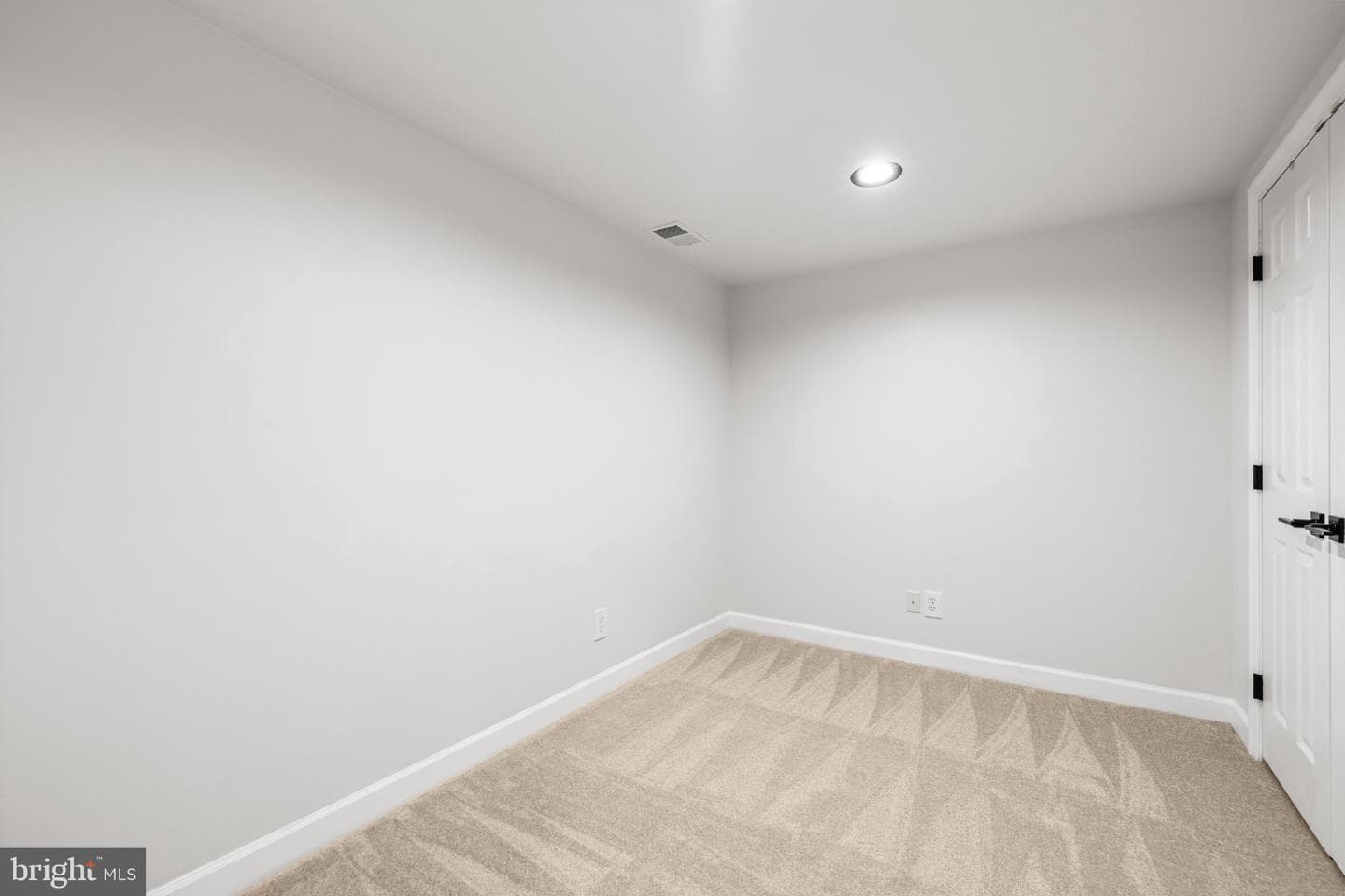 4 Falling Water Court photo 61