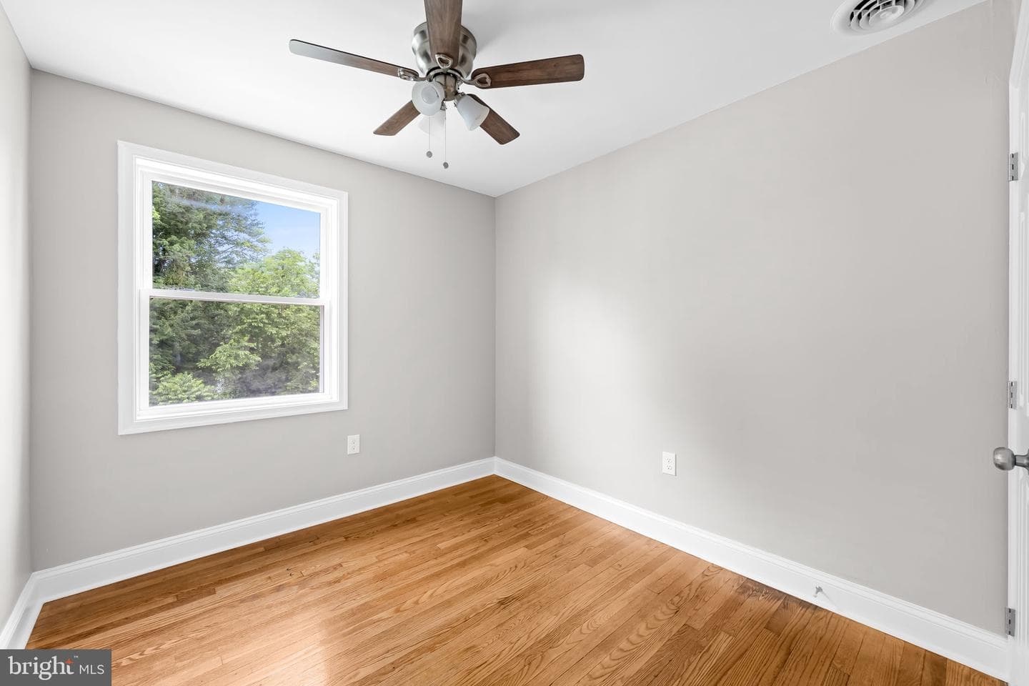 1191 Granville Road photo 27