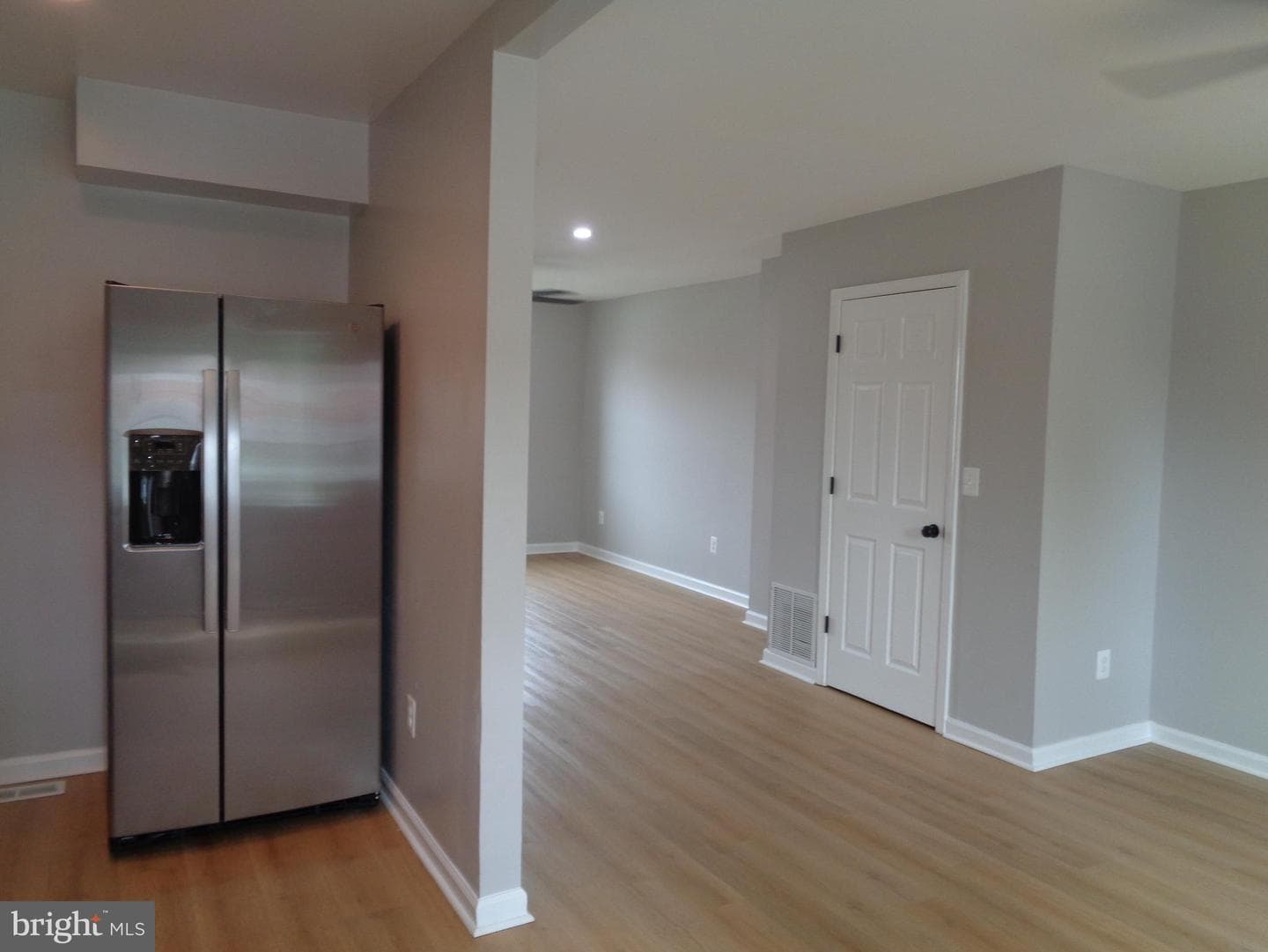 2965 Yorkway photo 11