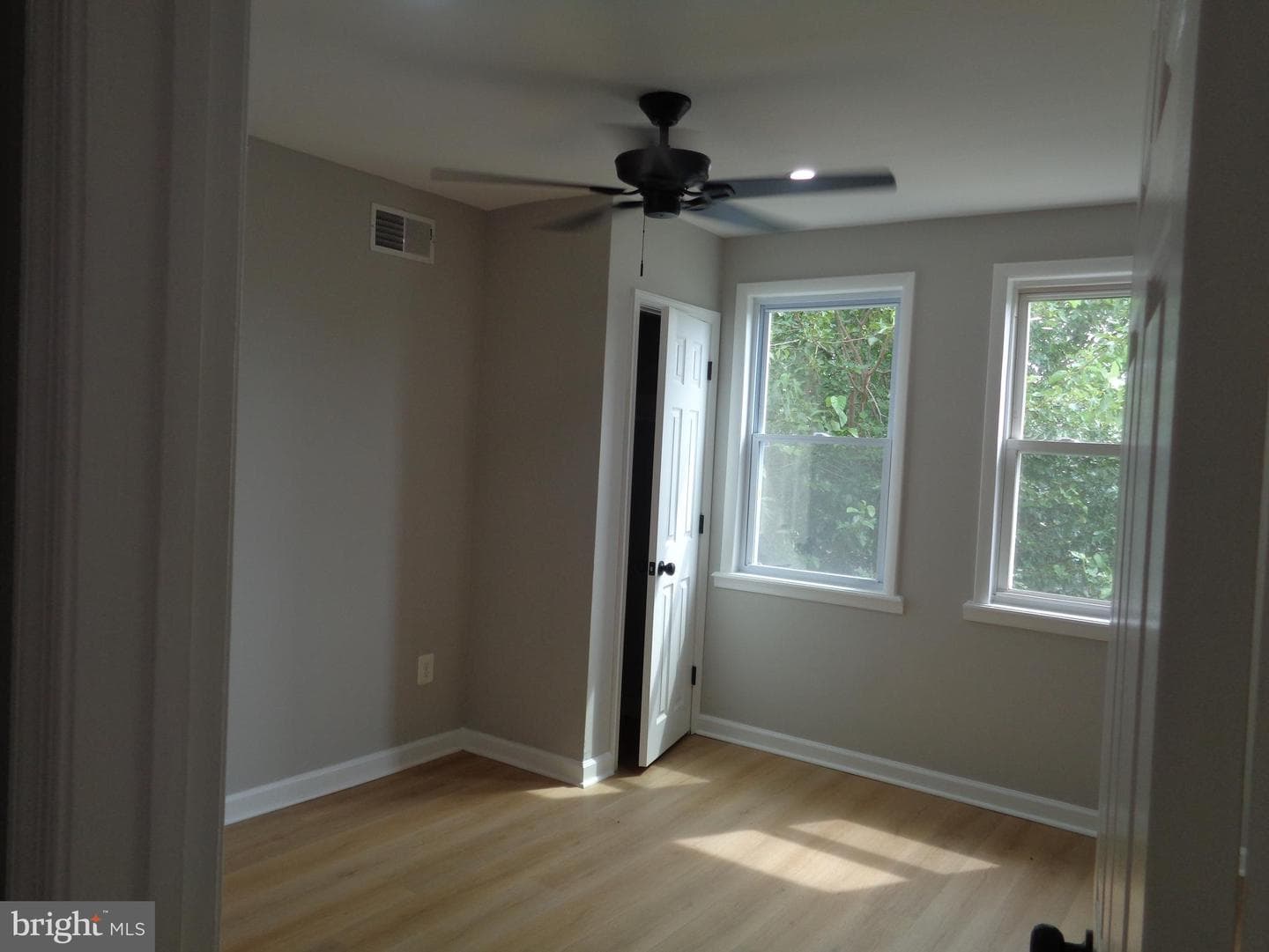 2965 Yorkway photo 18