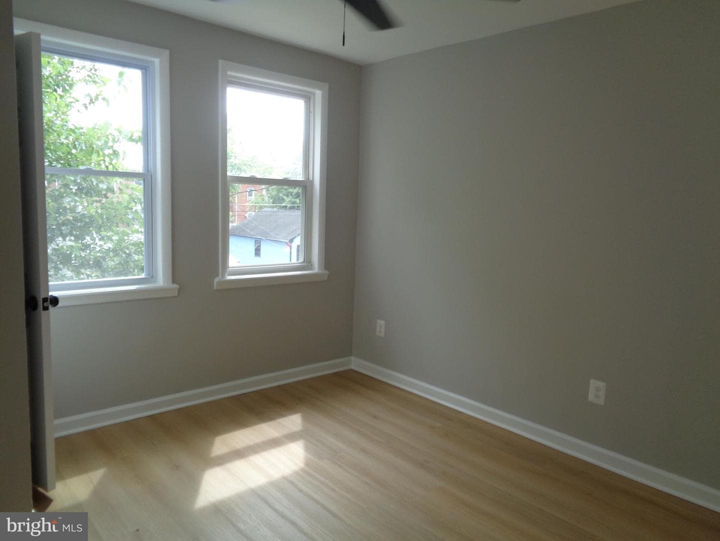 2965 Yorkway photo 20