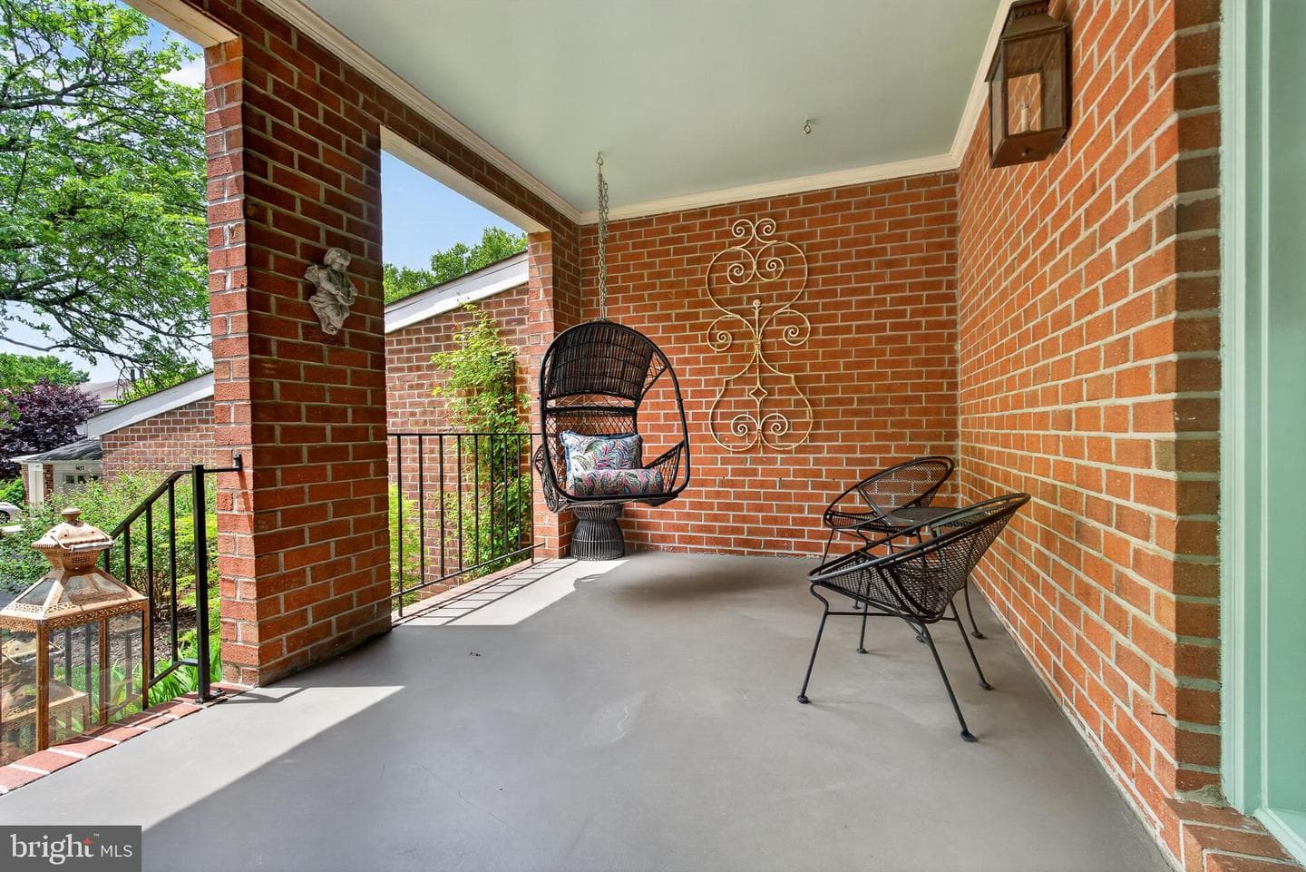 6638 Walnutwood Circle photo 4