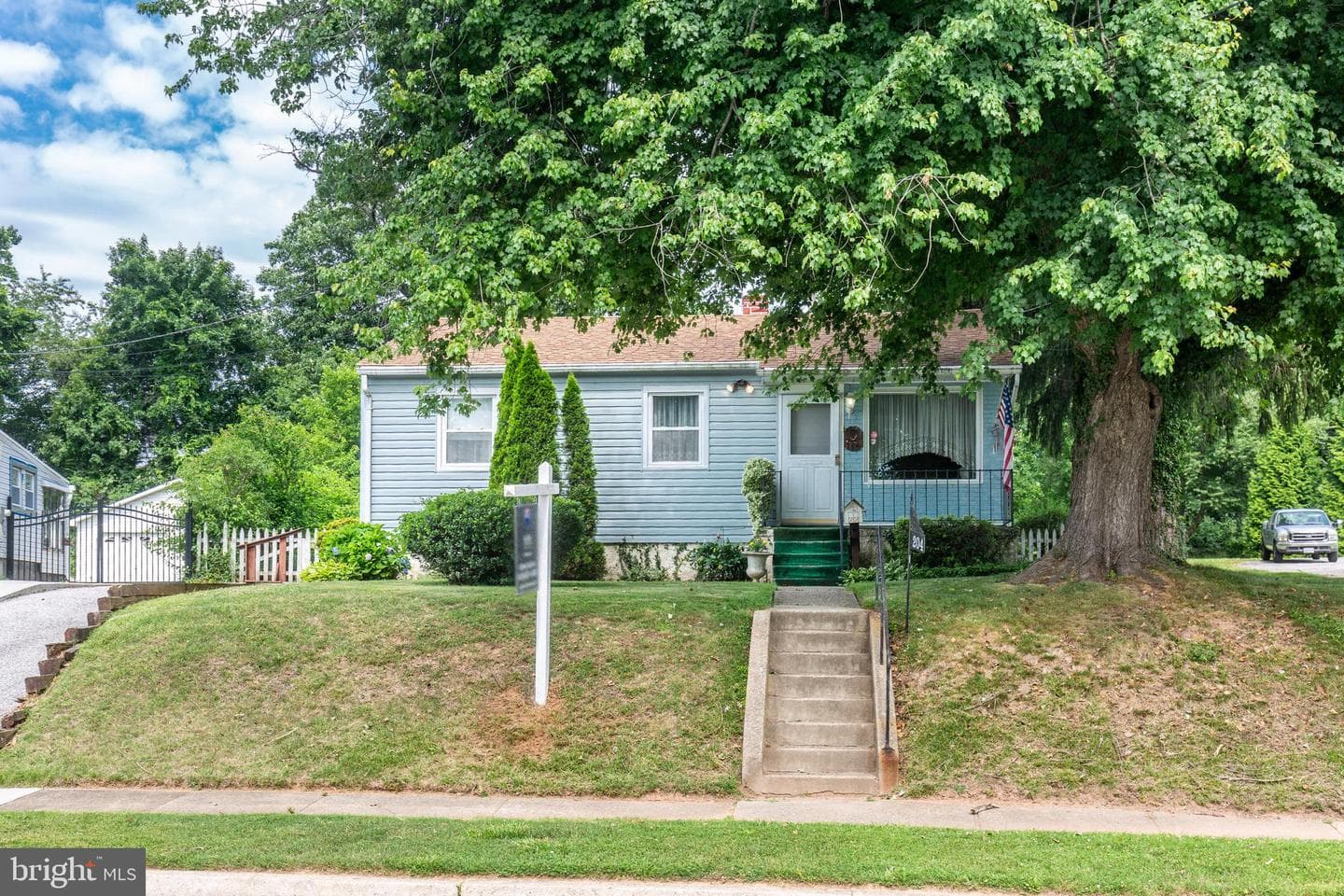 204 Uppergate Court photo 4