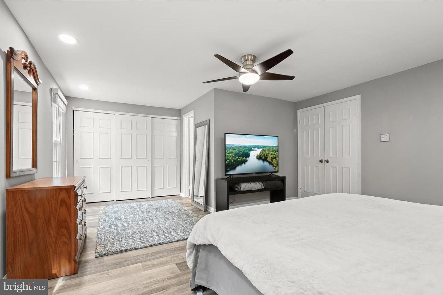 8614 Tower Bridge Way photo 15