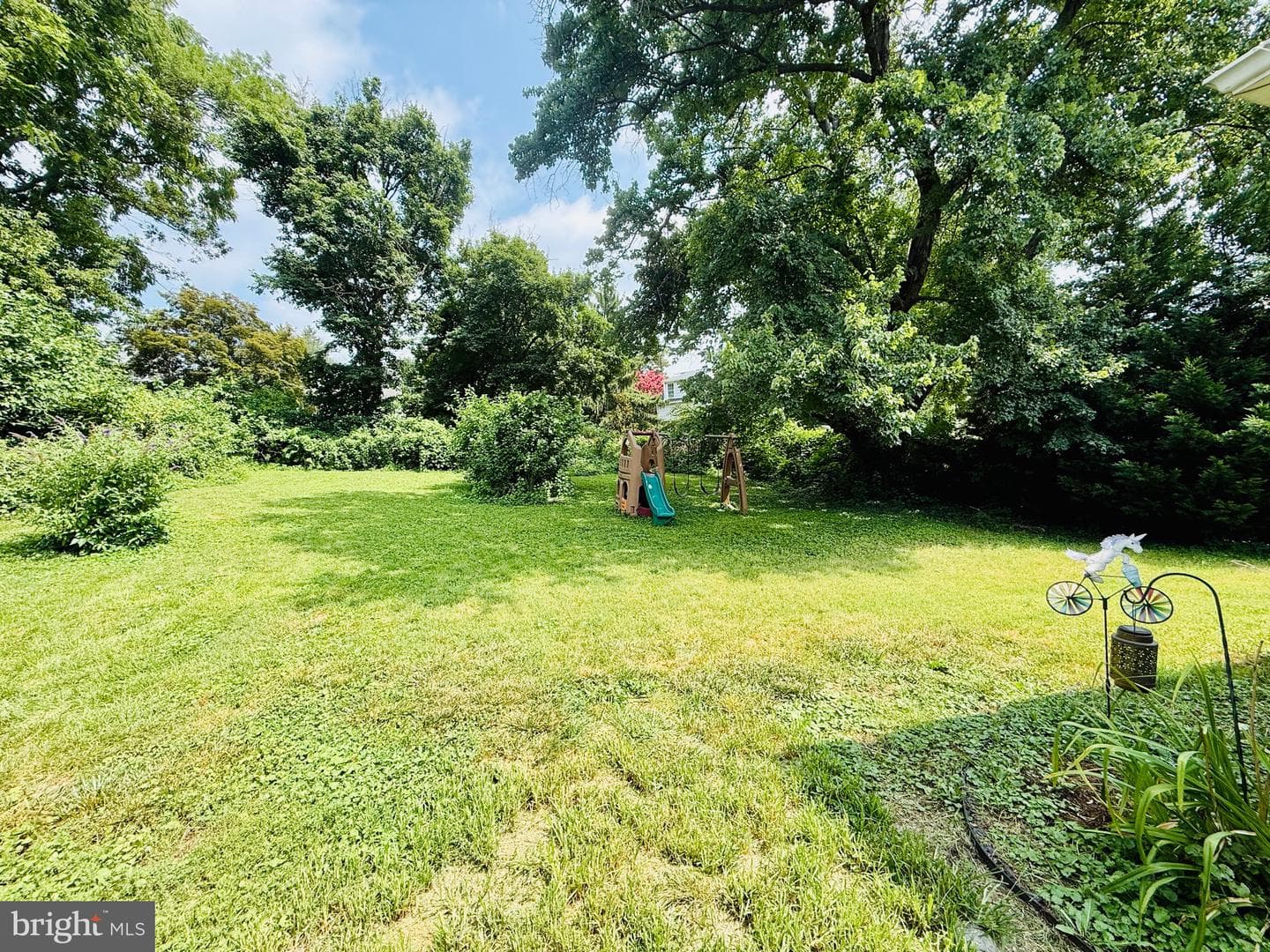504 Spring Avenue photo 30
