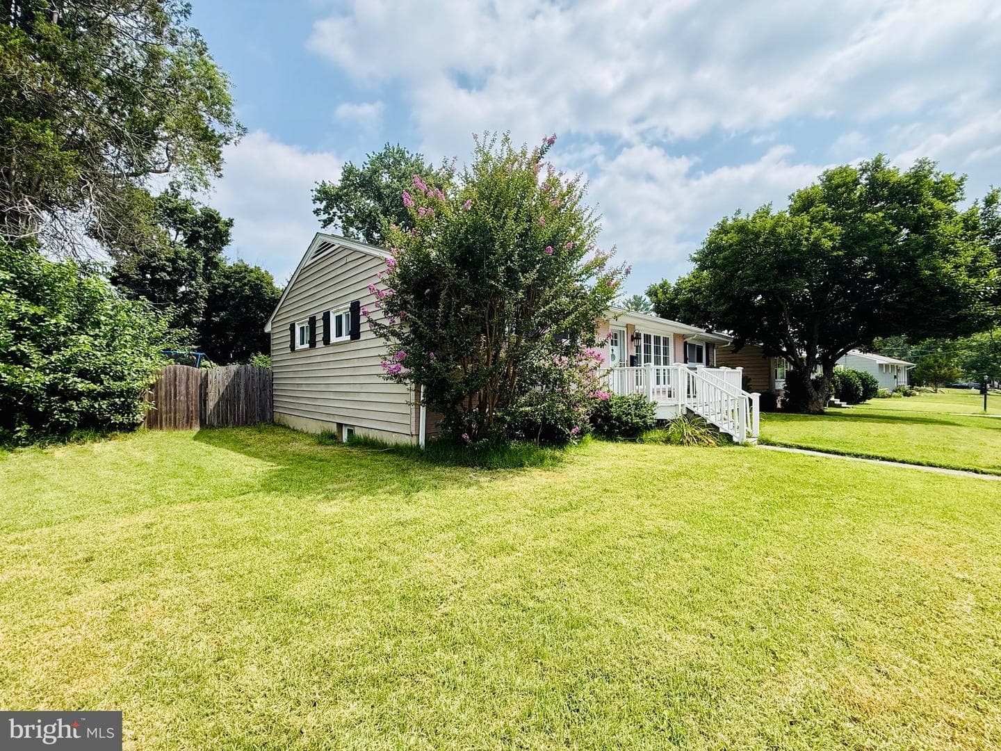 504 Spring Avenue photo 31