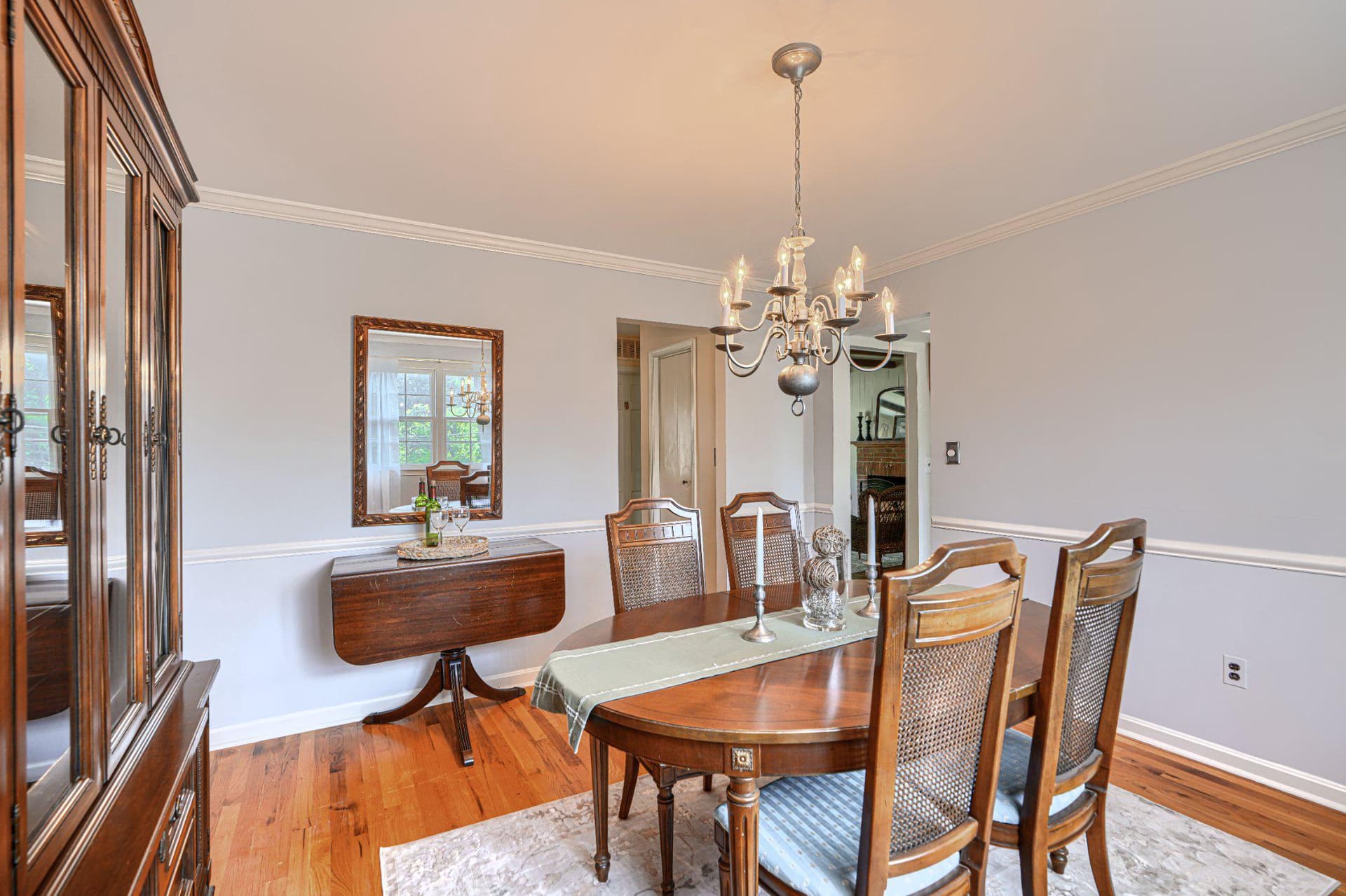 6 Fireoak Ct photo 8