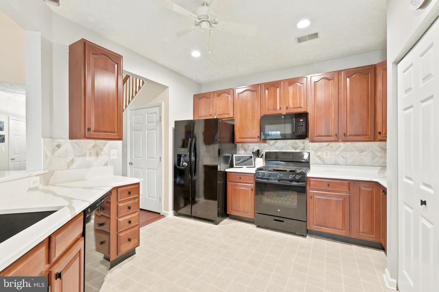 11 Brook Farm Court #11k photo 6