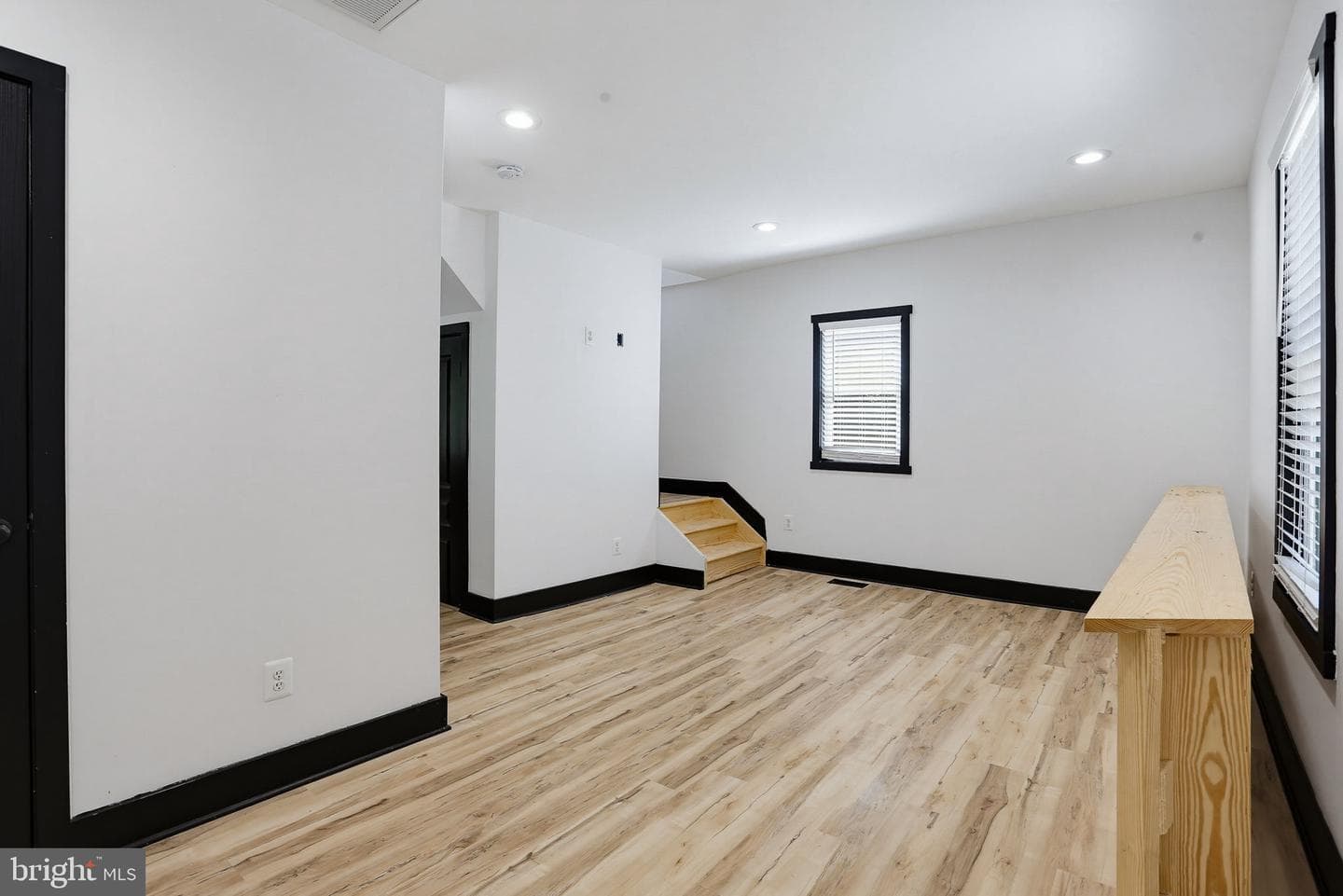 4806 Forge Road photo 4