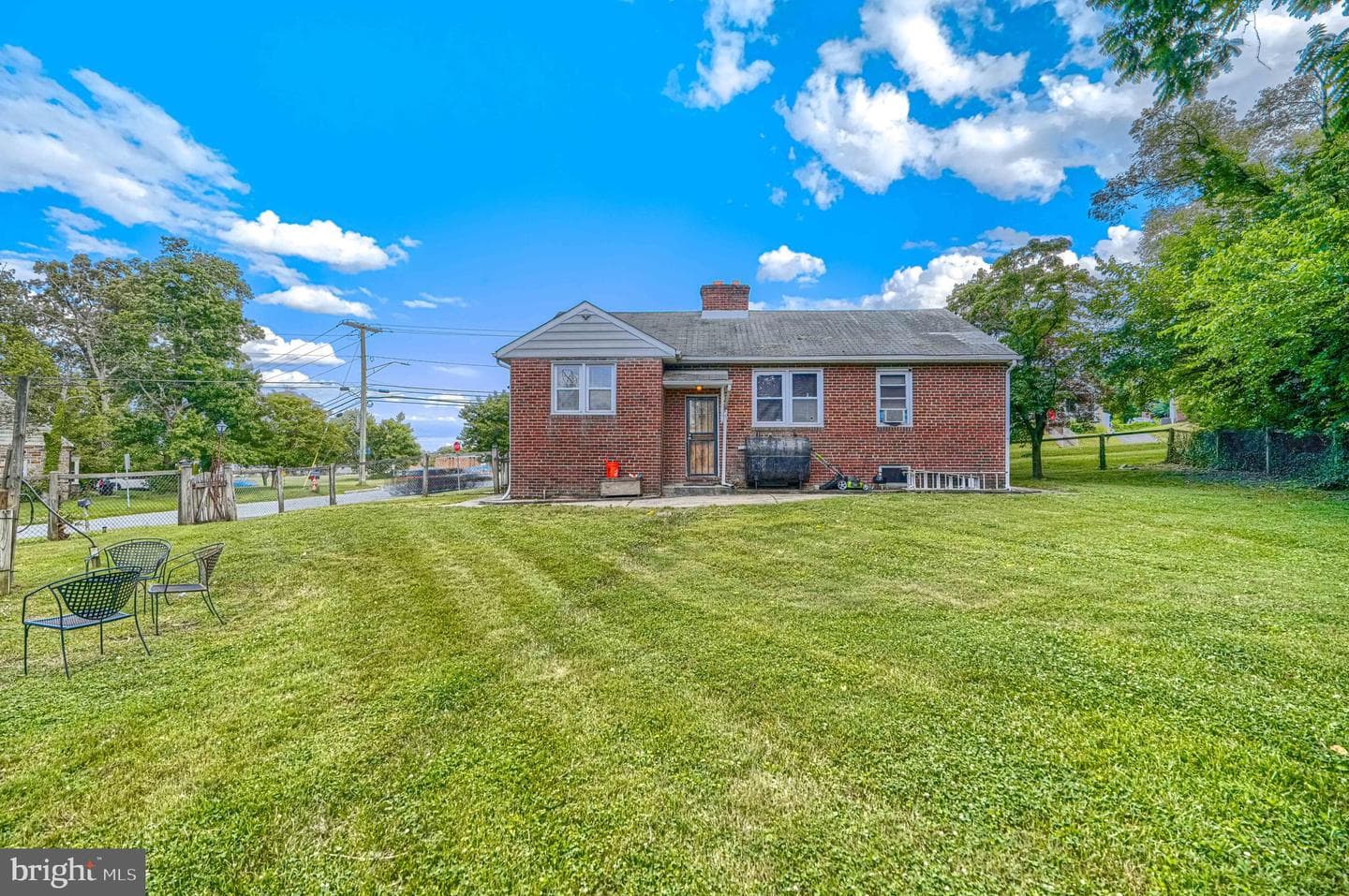 5010 Hazelwood Avenue photo 43
