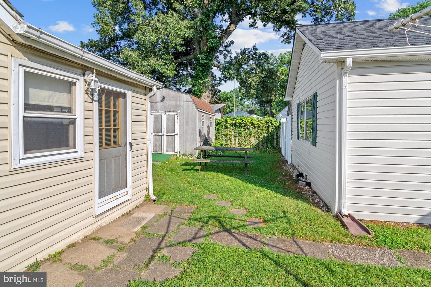 1421 3rd Road photo 28