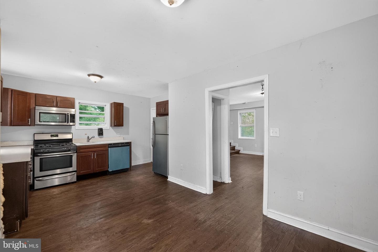 13 Beacon Hill Road photo 9