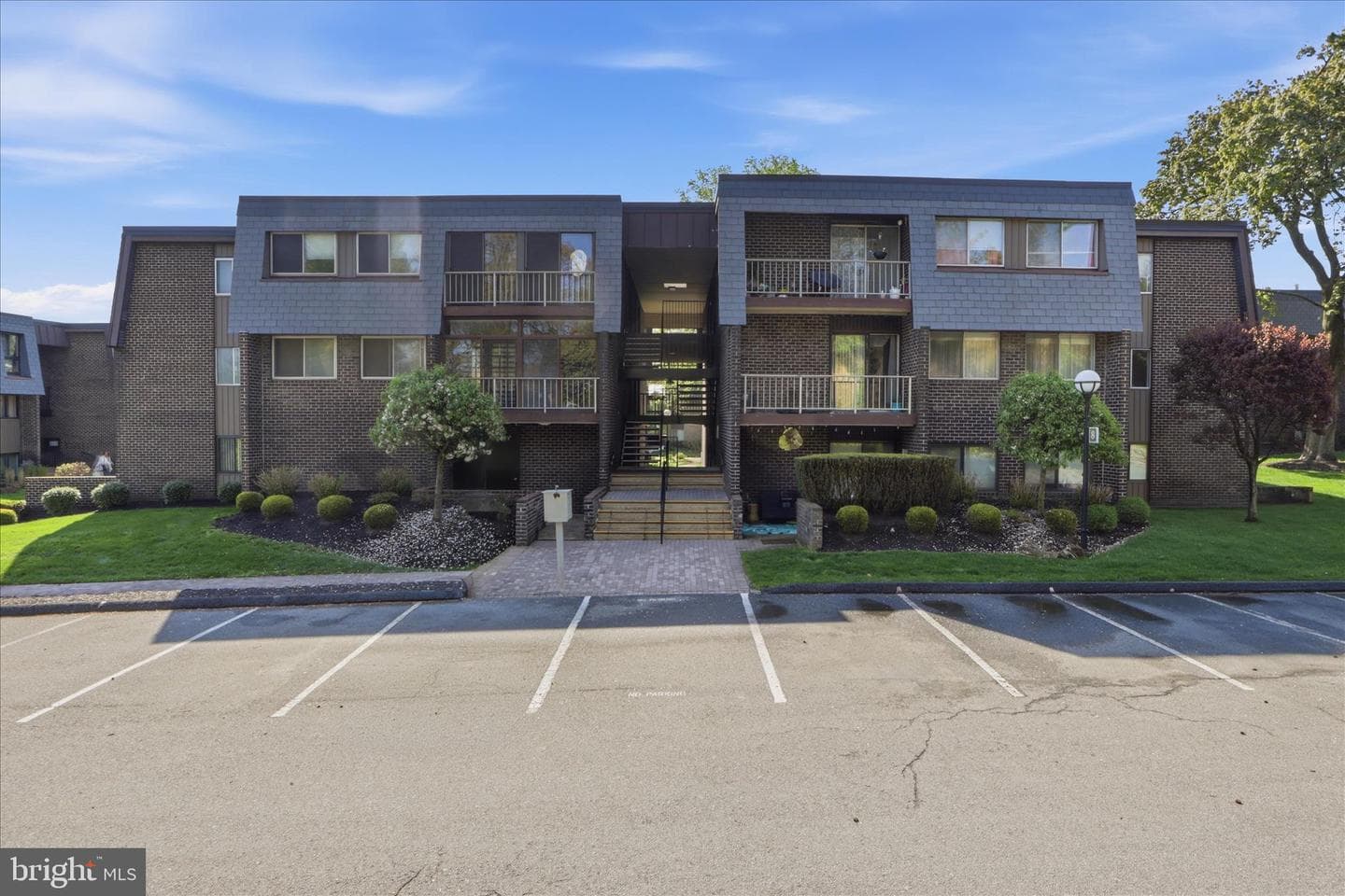 8 Stonehenge Circle #8-7, Baltimore