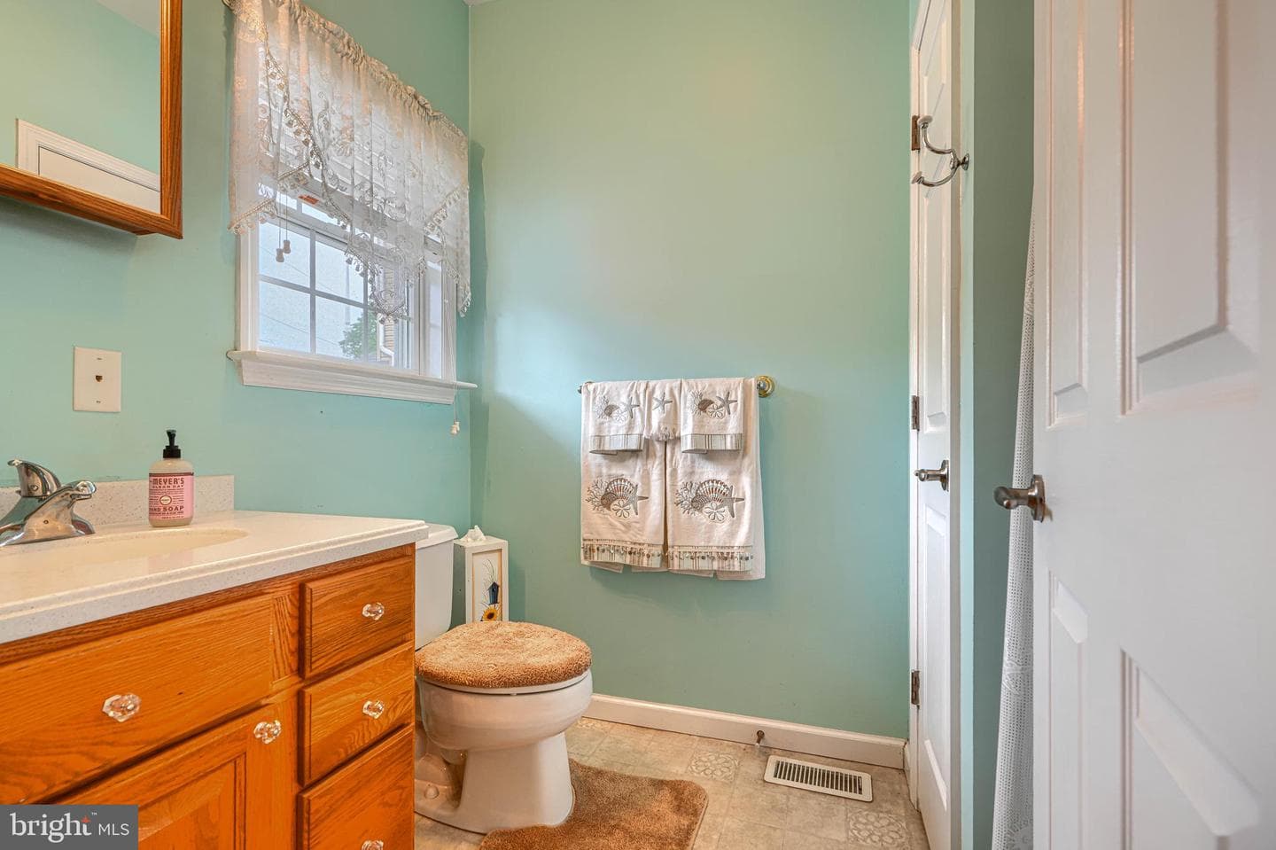 1205 Bayside Road photo 24