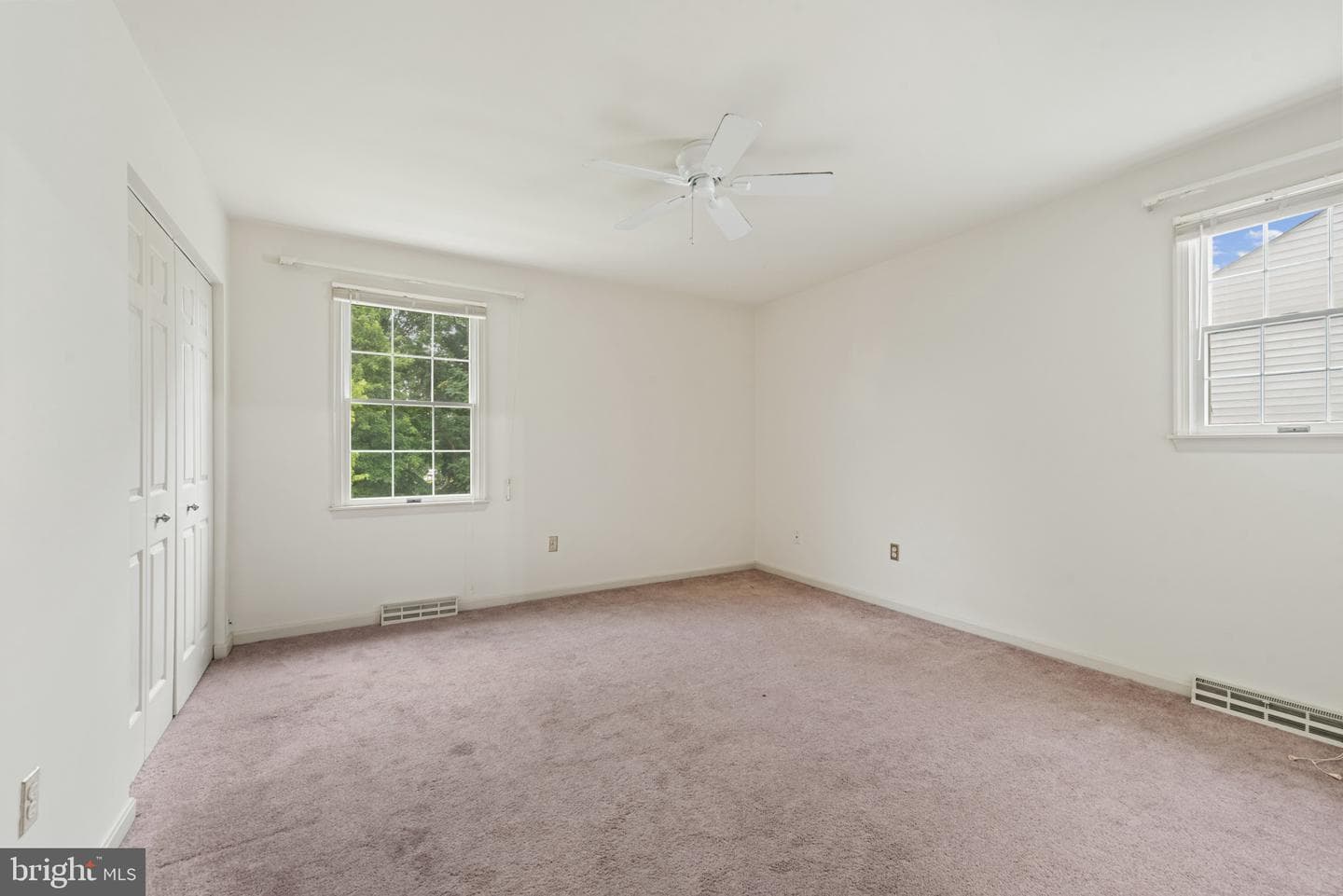 2001 Vista Lane photo 14