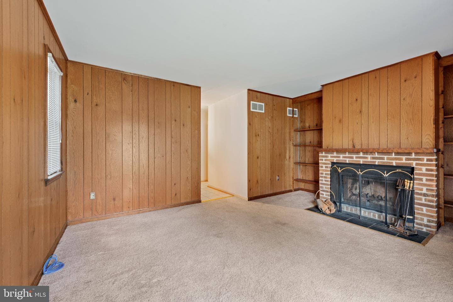 2001 Vista Lane photo 8