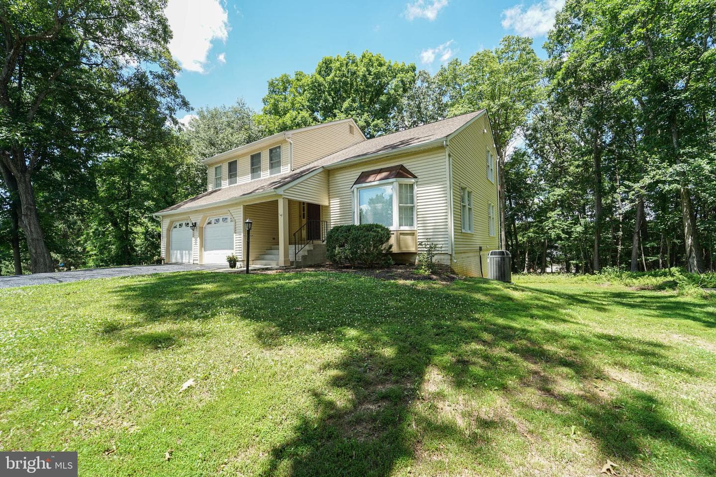 19018 Hunt Pass Court photo 14