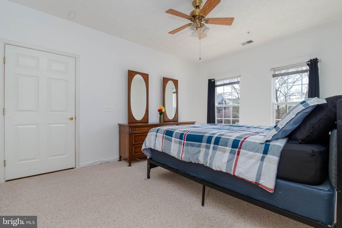 5082 Brightleaf Court photo 16