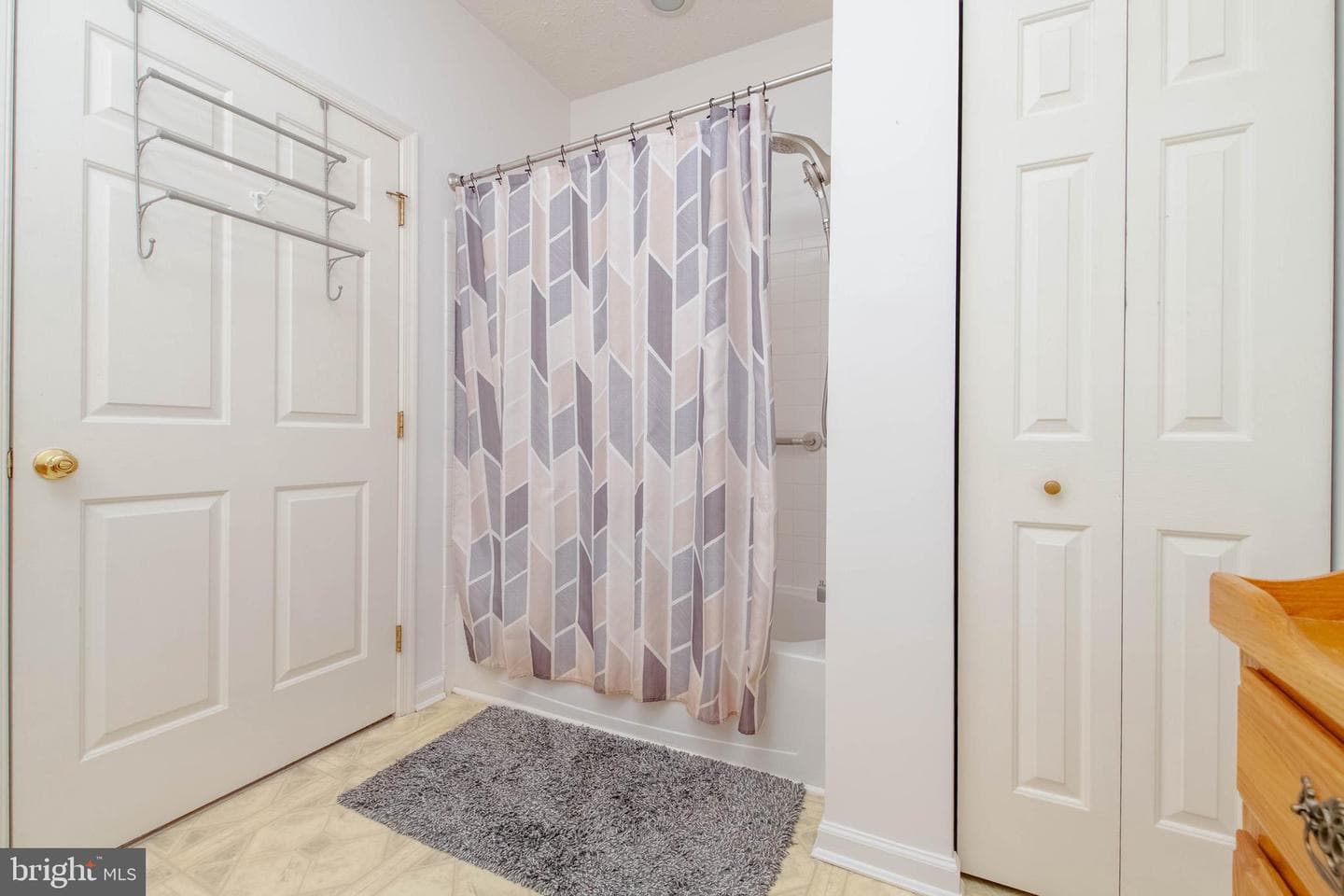 5082 Brightleaf Court photo 18
