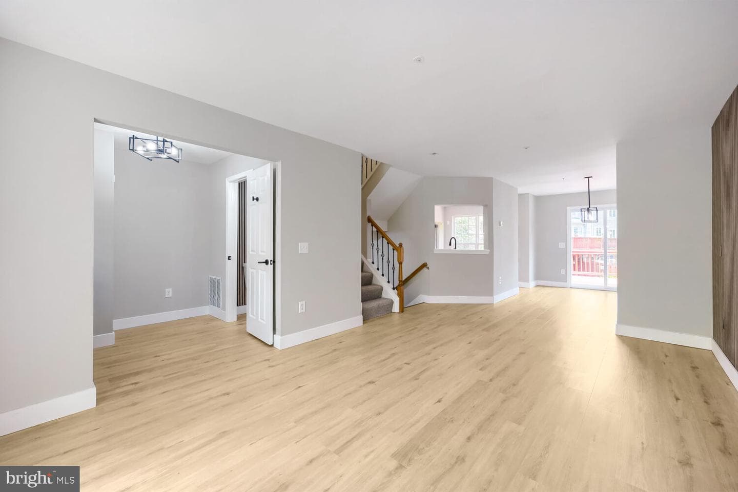 24 Stretham Court photo 4