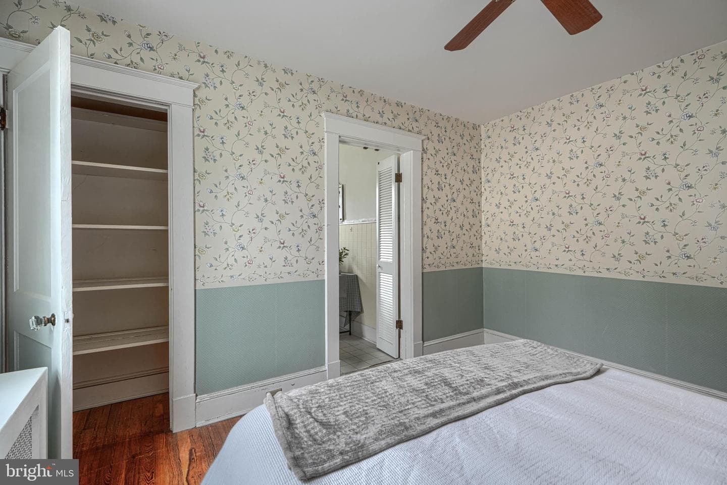 510 Murdock Road photo 32