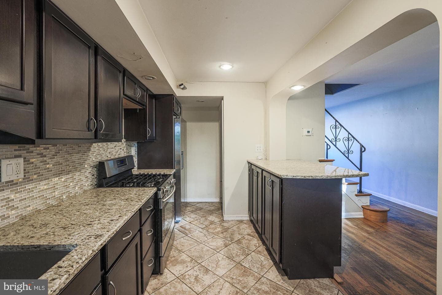 8529 Harris photo 16