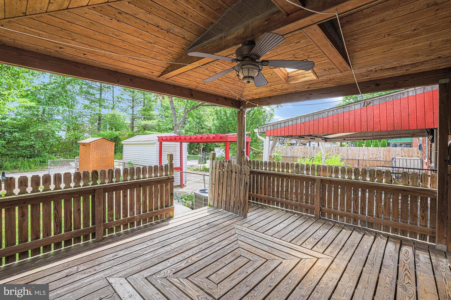 8529 Harris photo 6