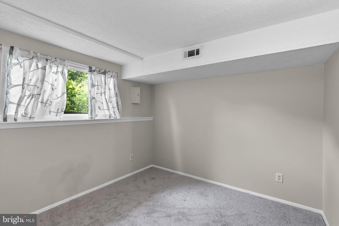 15 Sylvanhurst Court photo 37