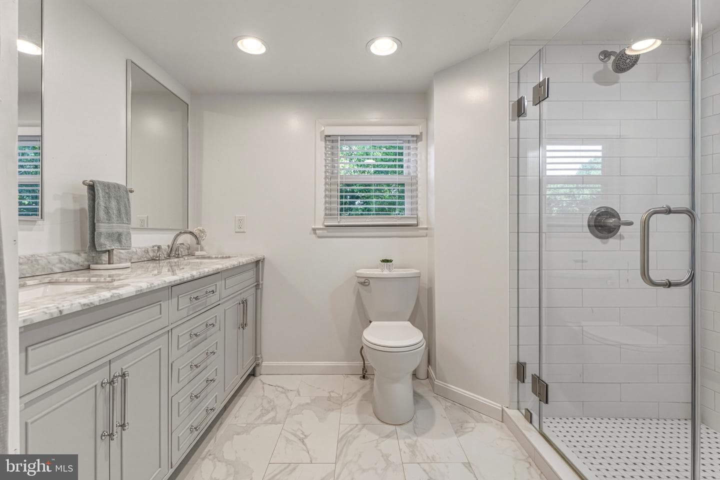 1102 Greenway Road photo 28