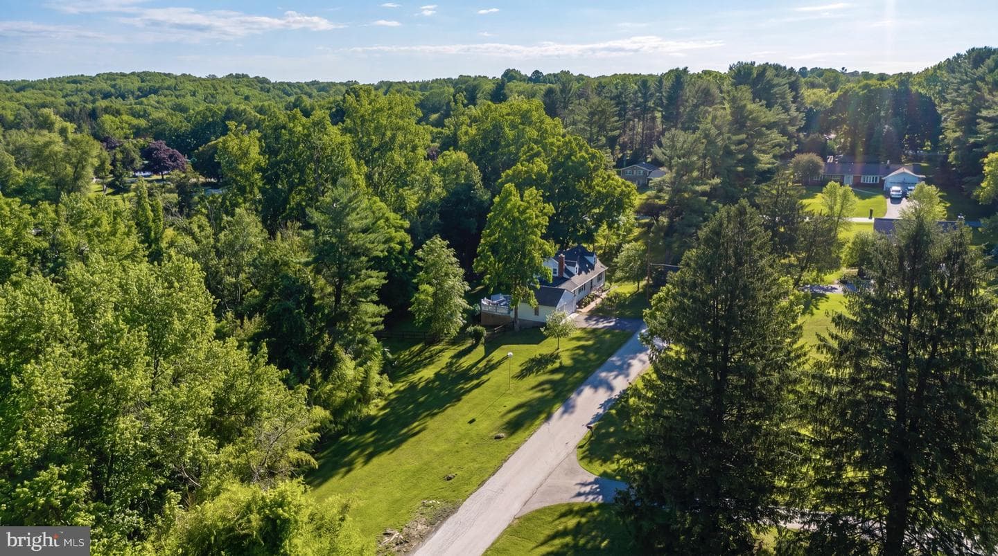 1102 Greenway Road photo 36
