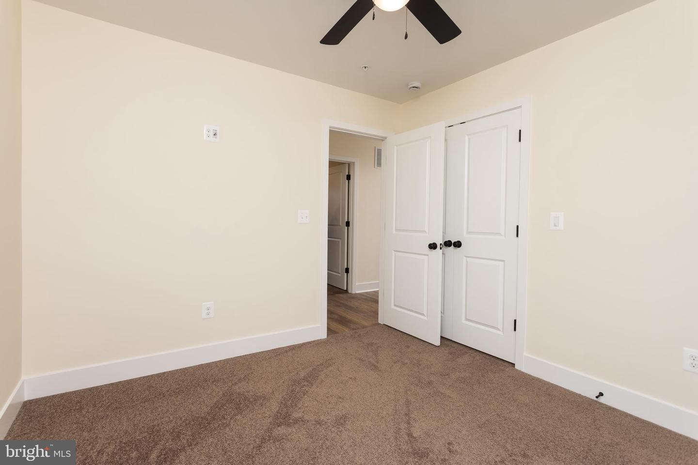 2905 Sparrows Point Road photo 20