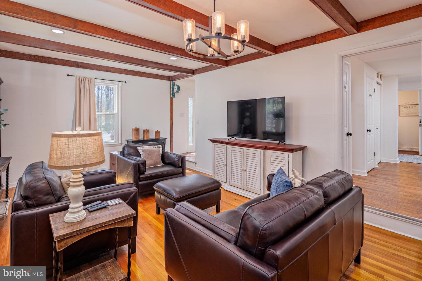 4 Chartwell Ct, Owings Mills