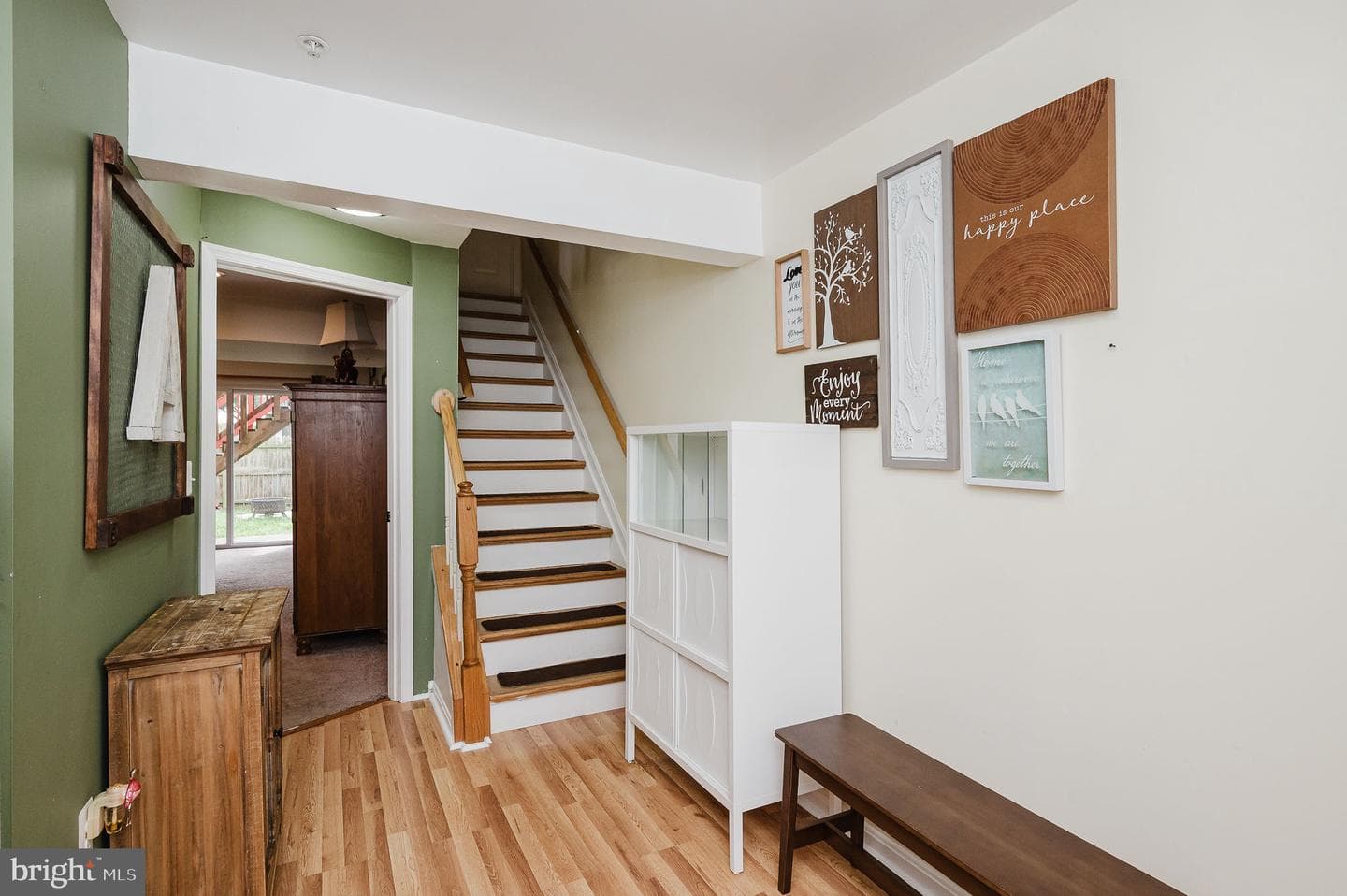 12 White Laurel Court photo 4