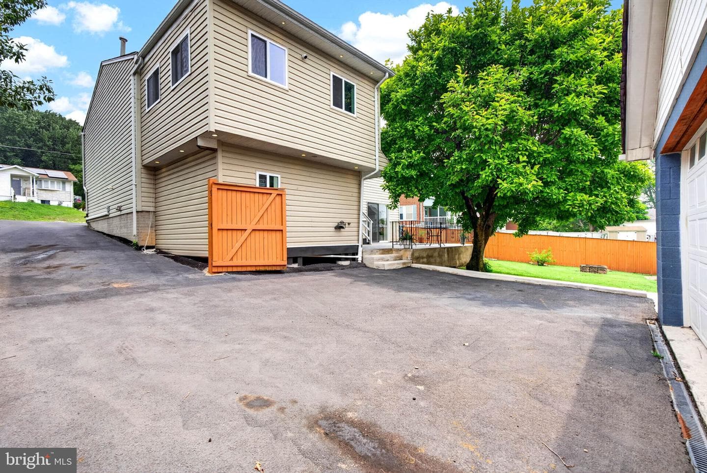 1248 48th Street photo 47