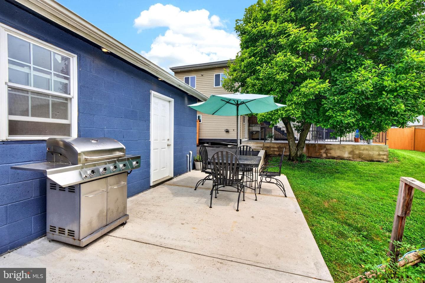 1248 48th Street photo 49