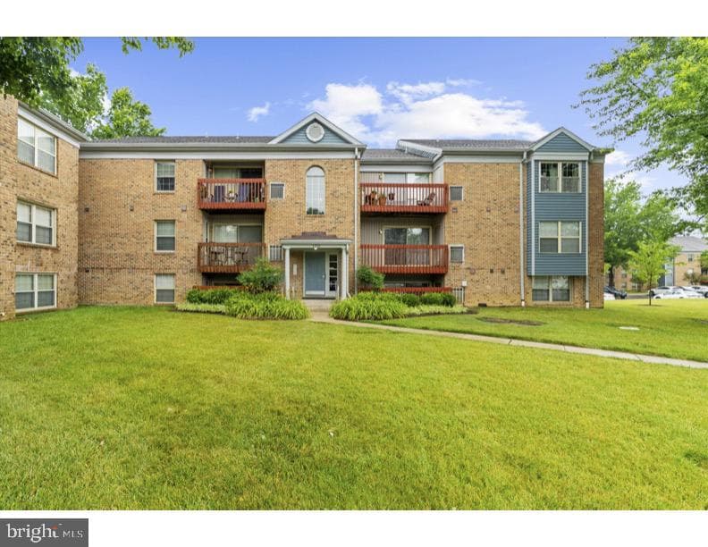 1256 Sugarwood Circle #103, Essex