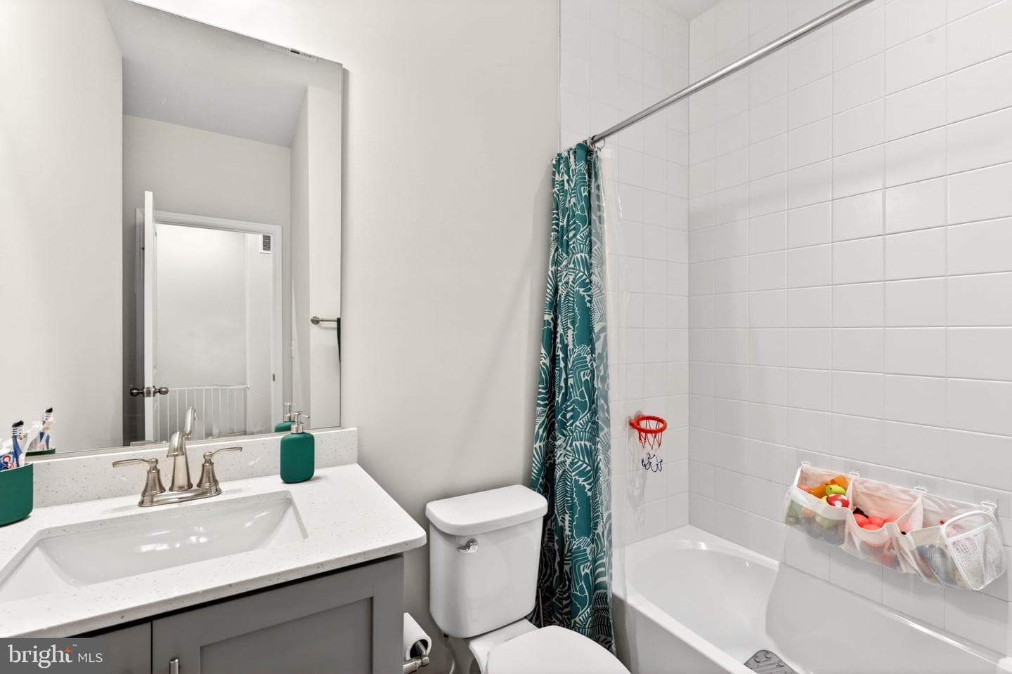 6512 Greenleigh photo 22