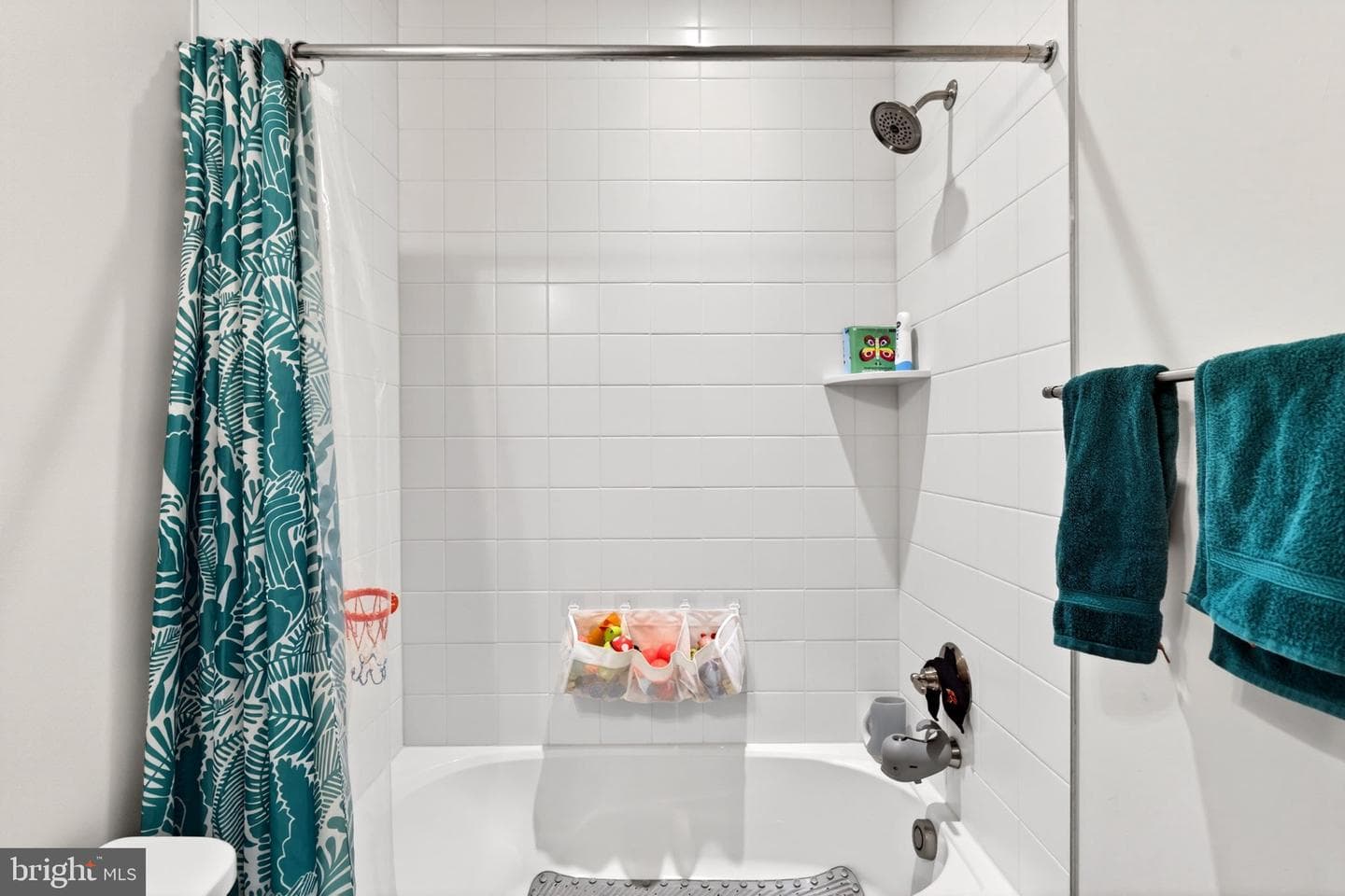 6512 Greenleigh photo 23