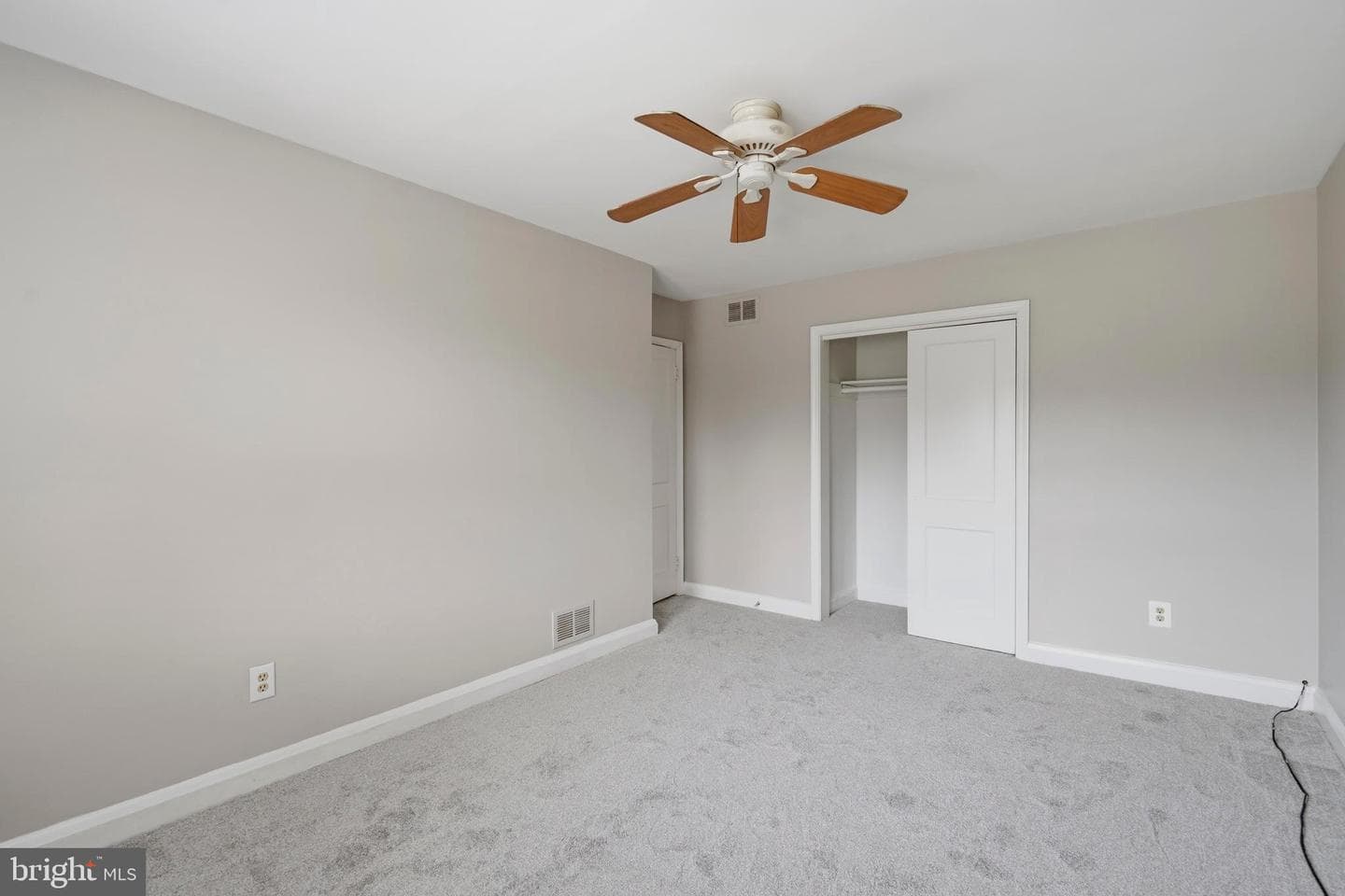 8614 Pleasant Plains photo 16