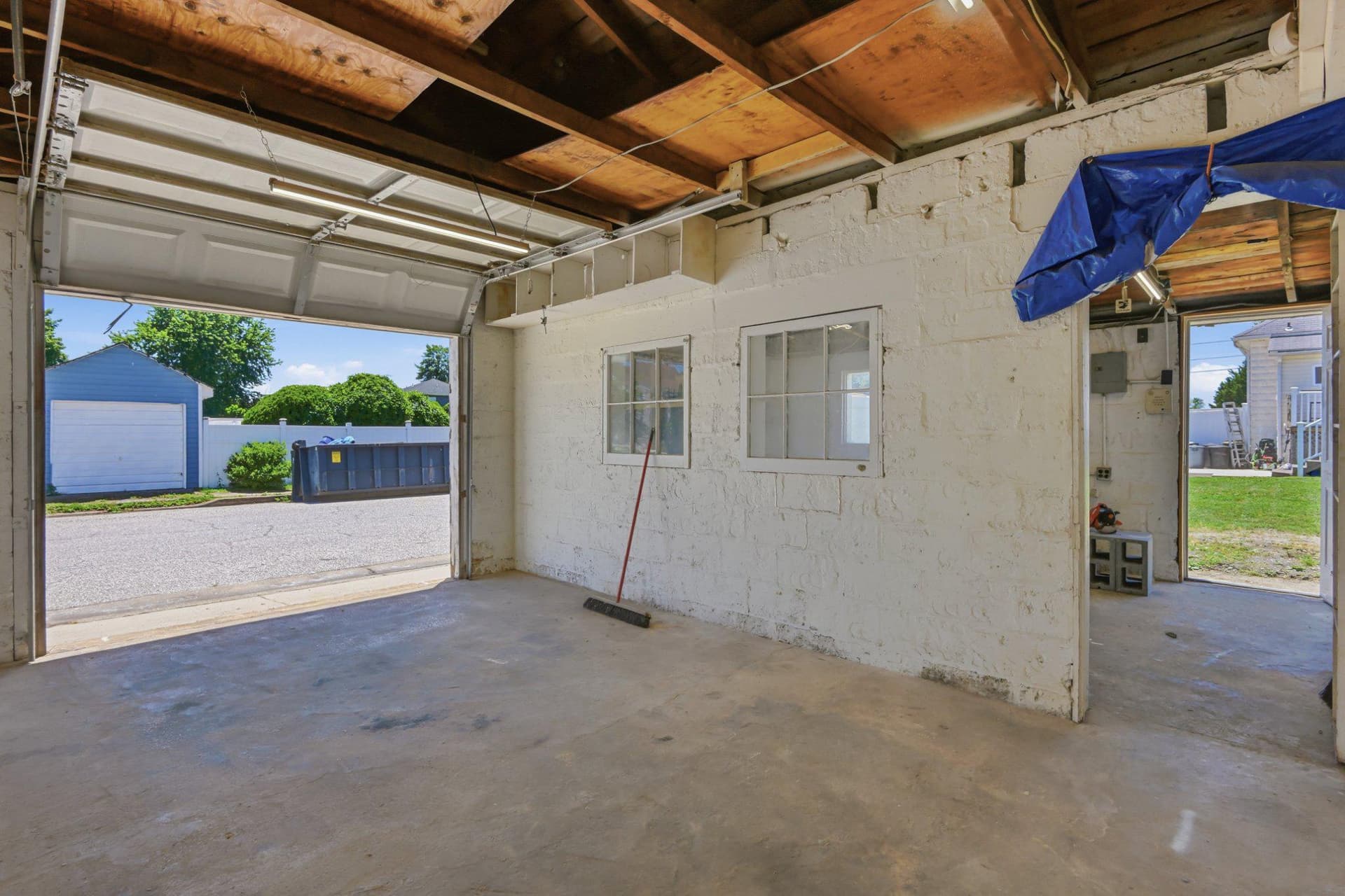 113 Margaret Avenue photo 28
