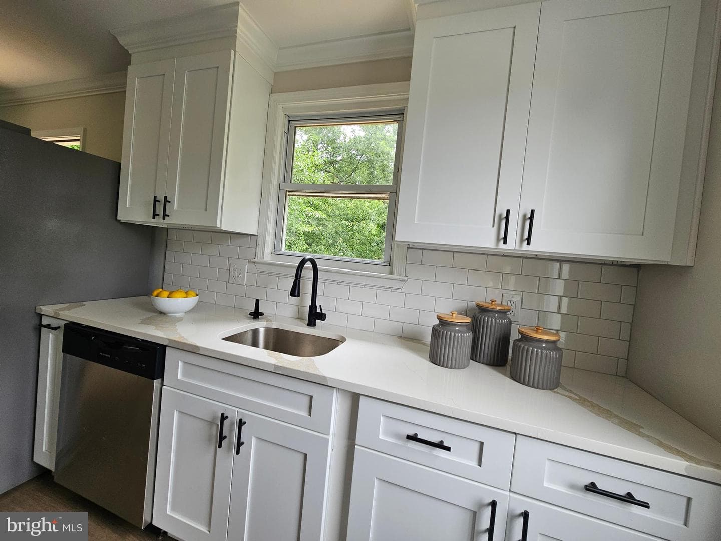 2023 Middleborough Road photo 13