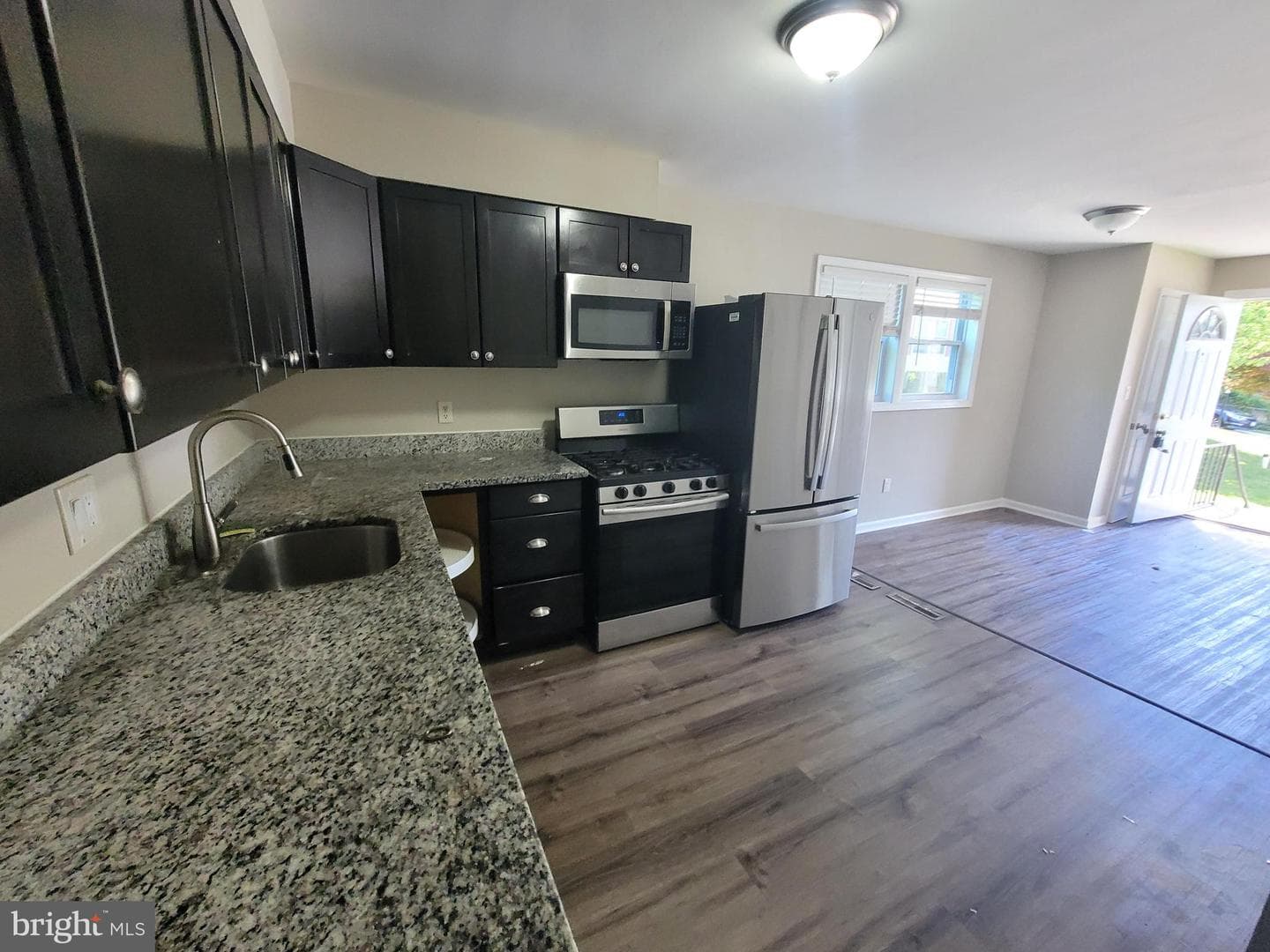 2012 Royal Garden Drive photo 9