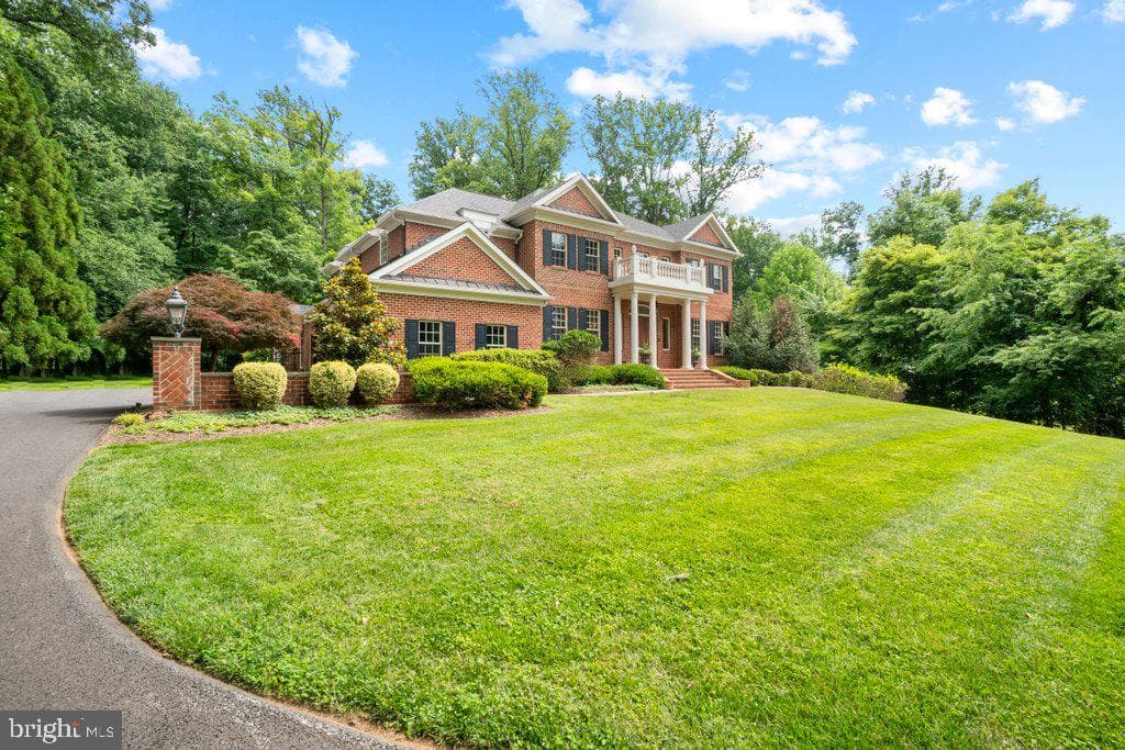 2605 Chestnut Woods Court photo 24