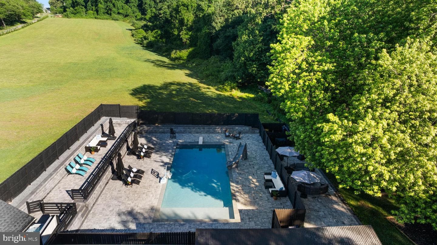 5420 Lynch Lane photo 37
