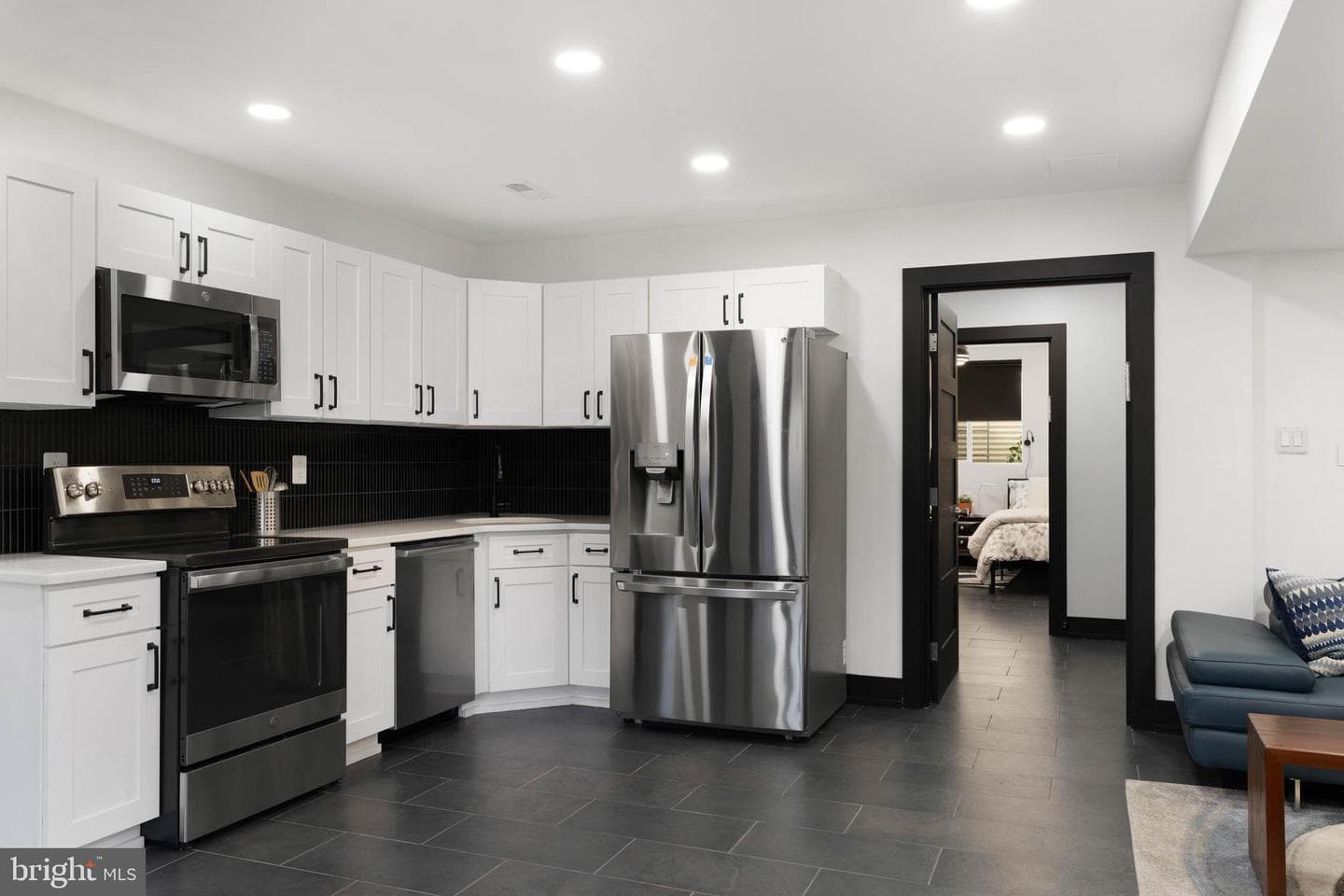 5420 Lynch Lane photo 45