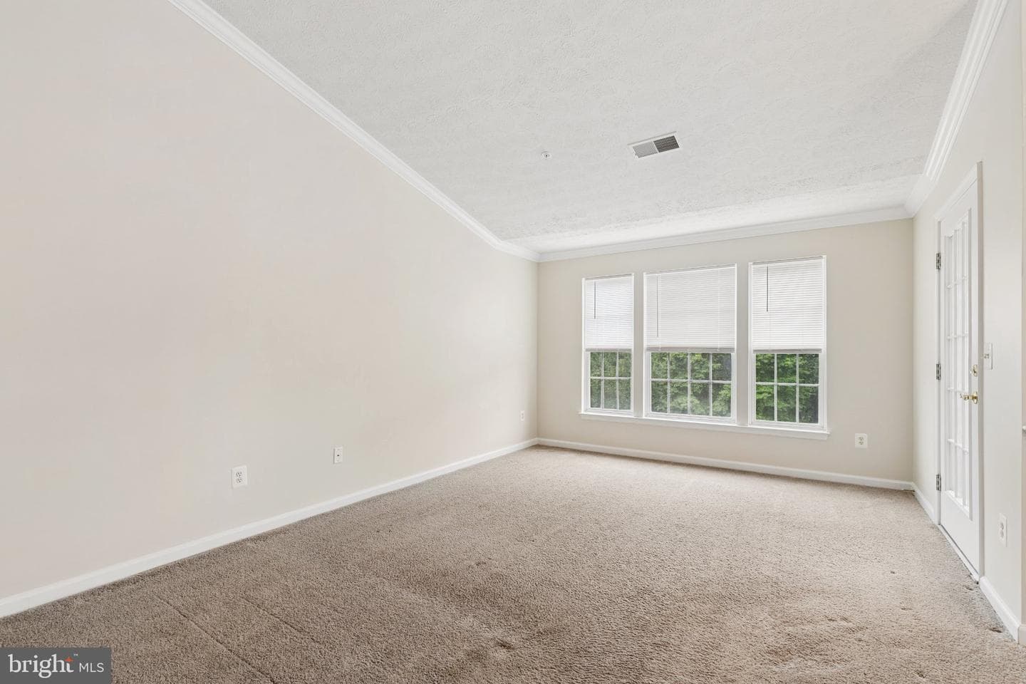 5051 Marchwood Court #6j photo 19