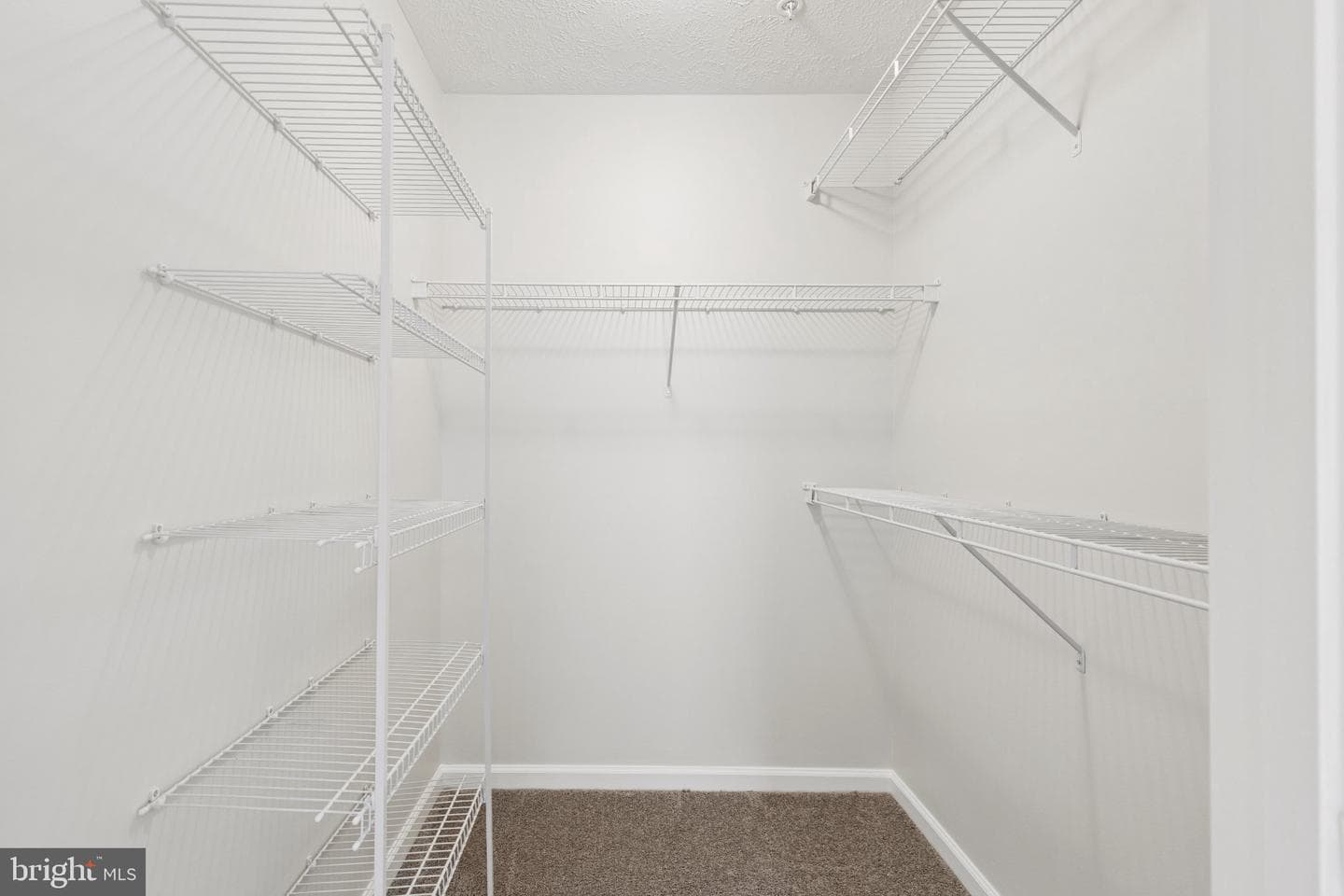 5051 Marchwood Court #6j photo 24