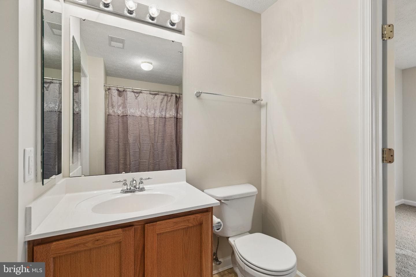 5051 Marchwood Court #6j photo 25